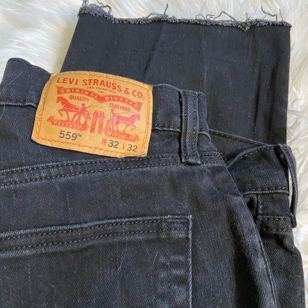 Black Levi jeans